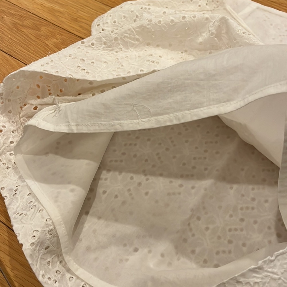LL Bean Favorite Fit White Eyelet Mini Skirt Size 12 - Picture 6 of 8